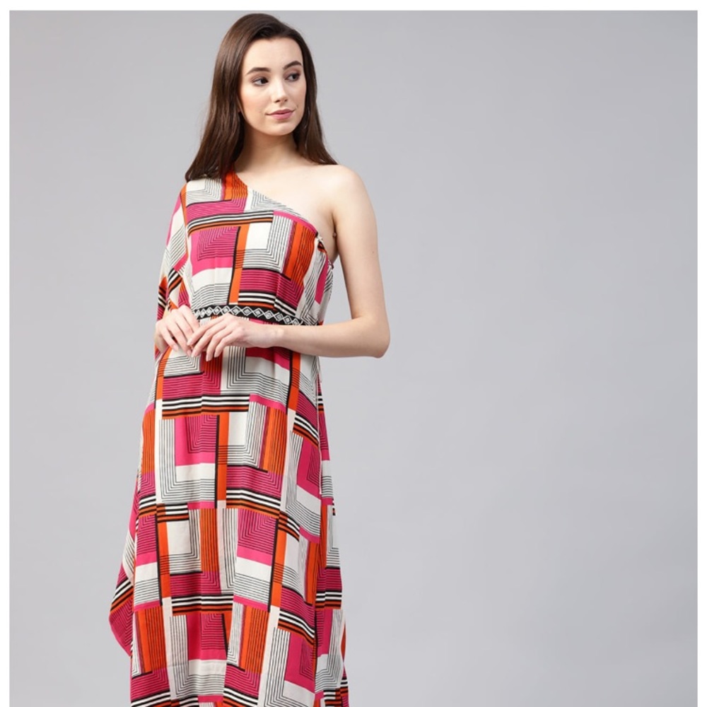 one shoulder dress - Picture 3 of 8